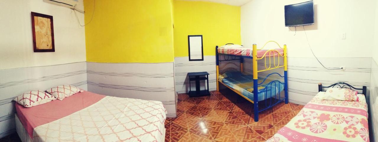 Hostal Maranatha Santa Marta  Exteriör bild
