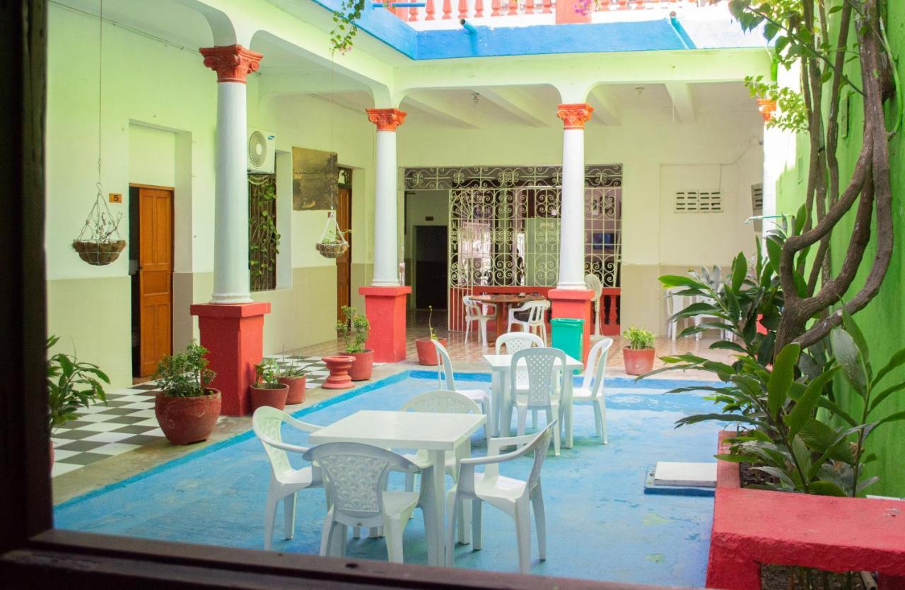 Hostal Maranatha Santa Marta  Exteriör bild